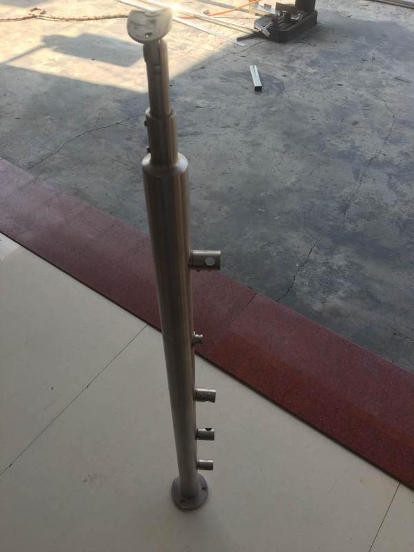 不锈钢工程立柱_不锈钢护栏_不锈钢楼梯立柱